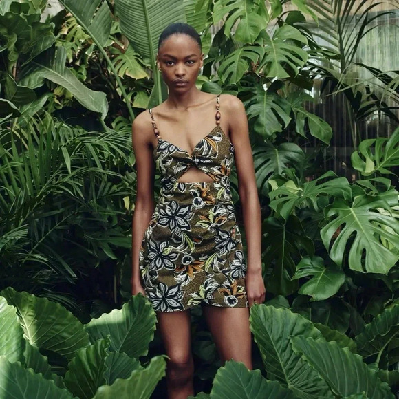 ZARA CUT OUT PRINT MINI DRESS - Picture 2 of 7